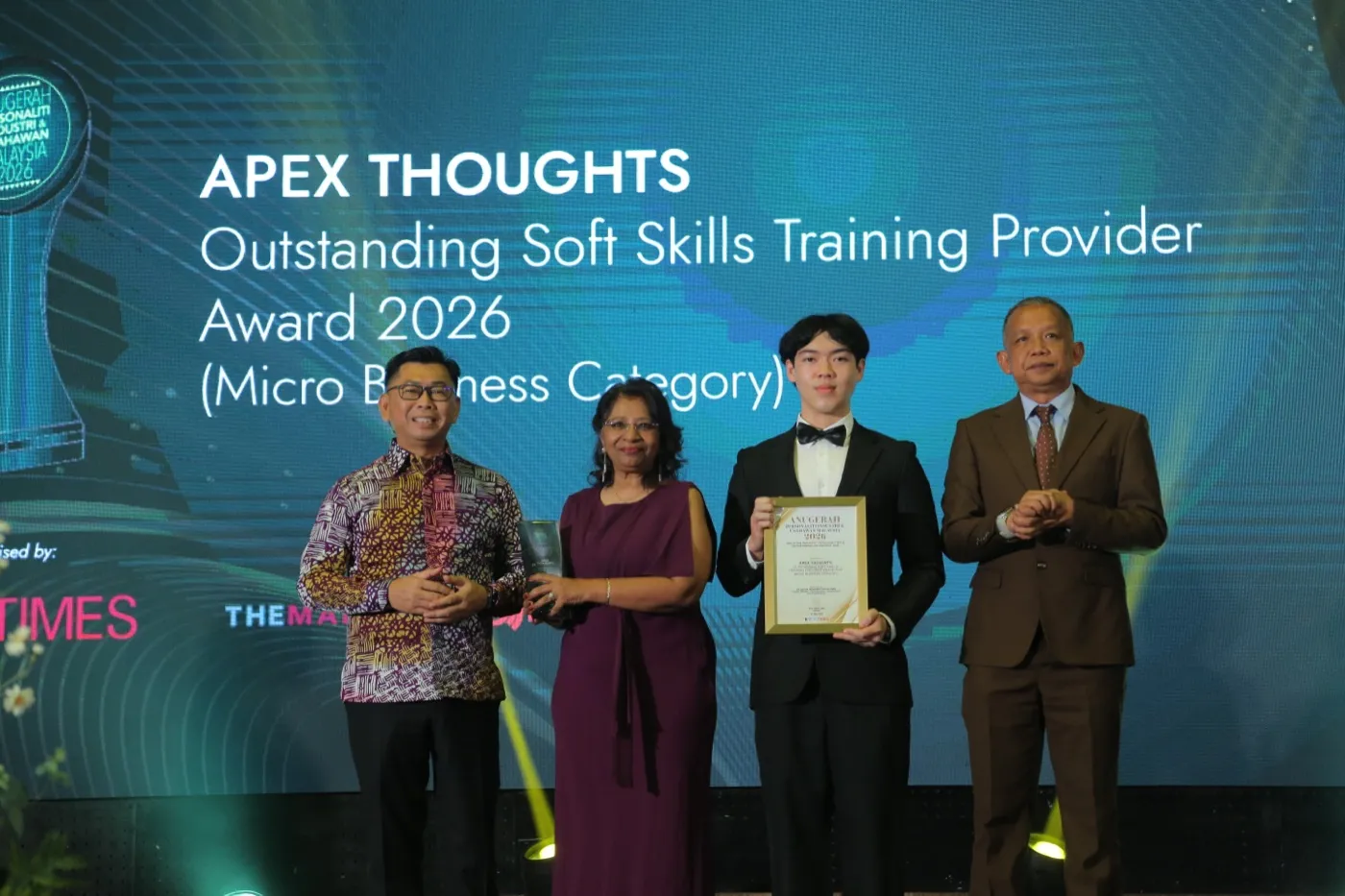 Apex Thoughts receiving the APIUM 2026 Outstanding Soft Skills Training Provider Award