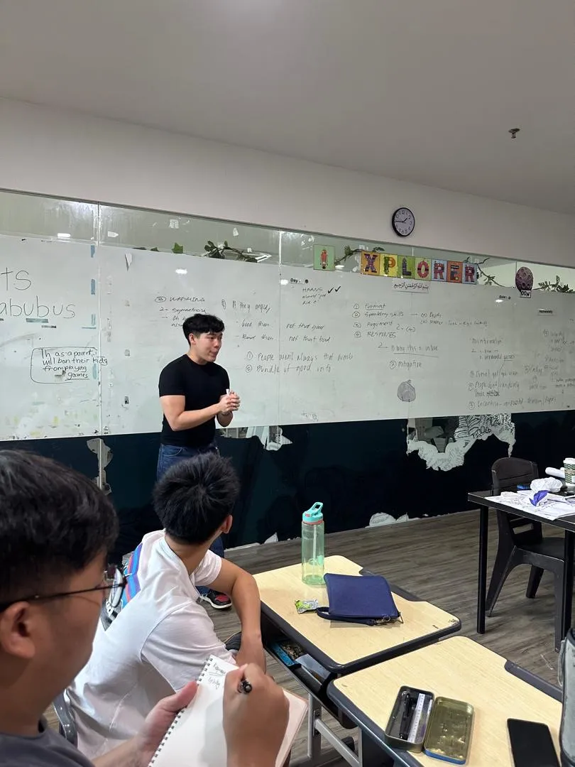 Apex Thoughts structured argumentation